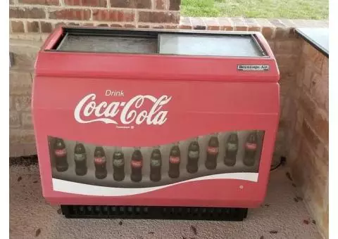 Coca Cola Beverage Box